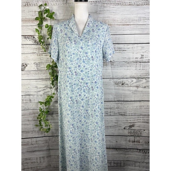 Freeport Studio Dress size Medium Long Max Blue Floral Sheer Cottage Core Granny - Picture 2 of 15